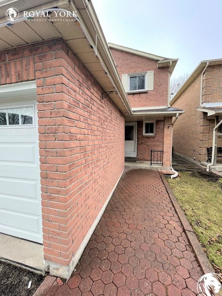 1574 Marshcourt Dr - Photo 2 of 50