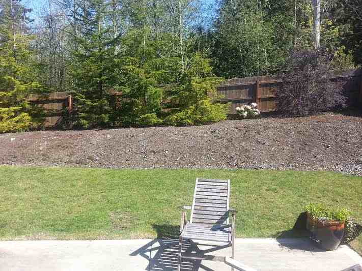 567 Midwood Ct - Photo 2 of 8