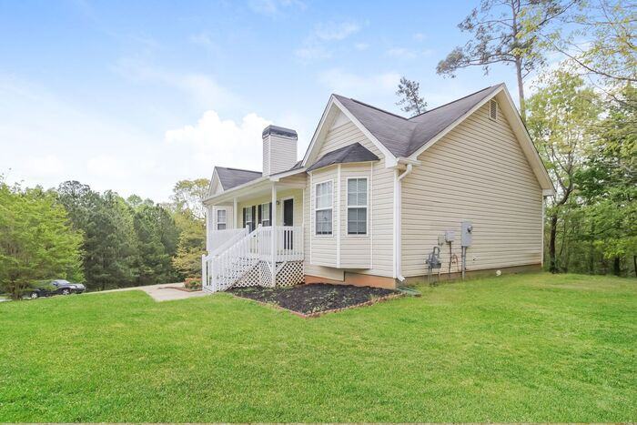63 Blue Springs Way - Photo 2 of 18