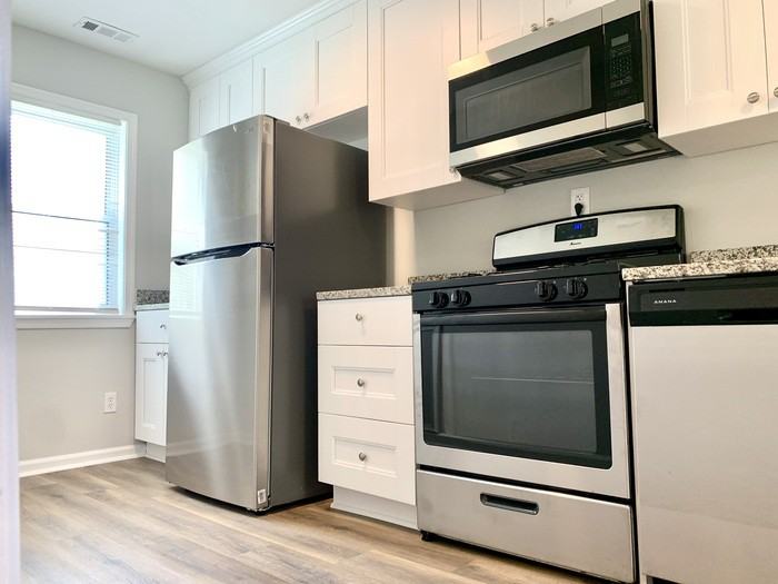 1520 Atlantic Ave - Photo 3 of 12