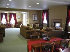 featured image of 399 East Ct