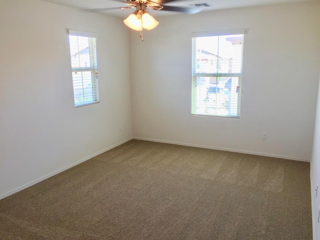 2924 S Washington St #1 - Photo 5 of 12