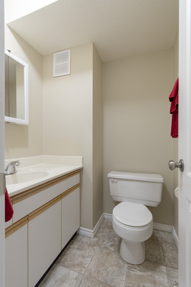 Creston Place Apartments 231A Creston Pl Nw, Edmonton, AB T5A 1X4 Zumper