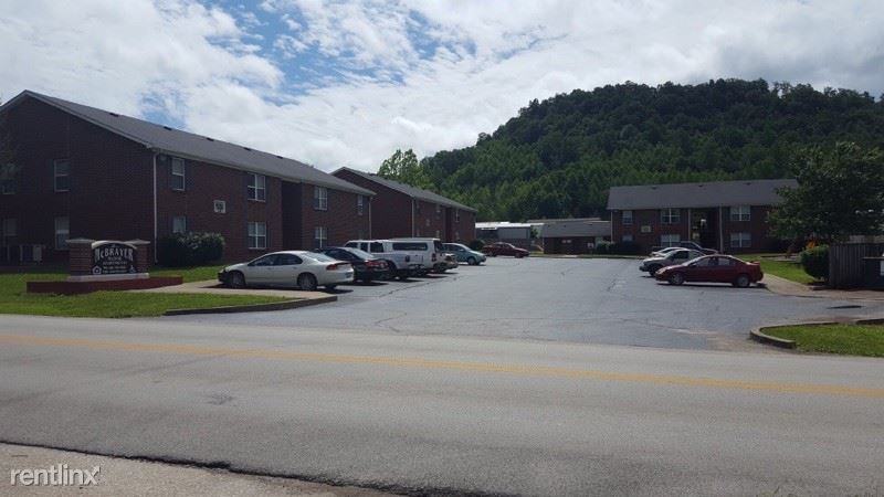 McBrayer Manor - Photo 2 of 21