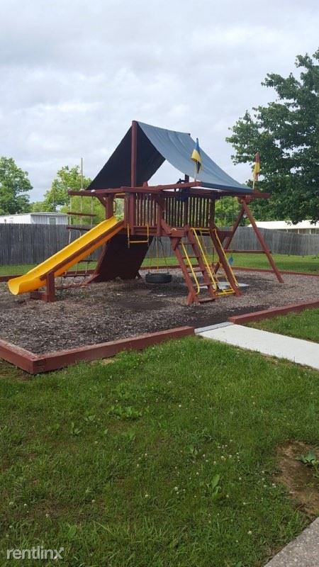 McBrayer Manor - Photo 3 of 21