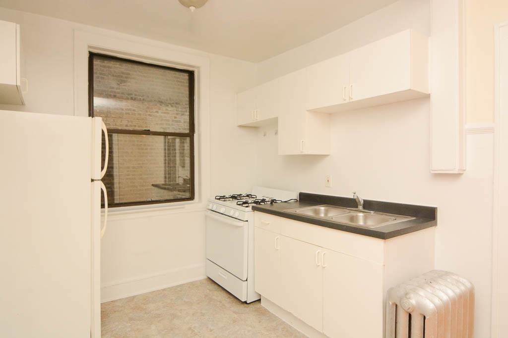 SPAULDING + FULLERTON #2B - Photo 3 of 21