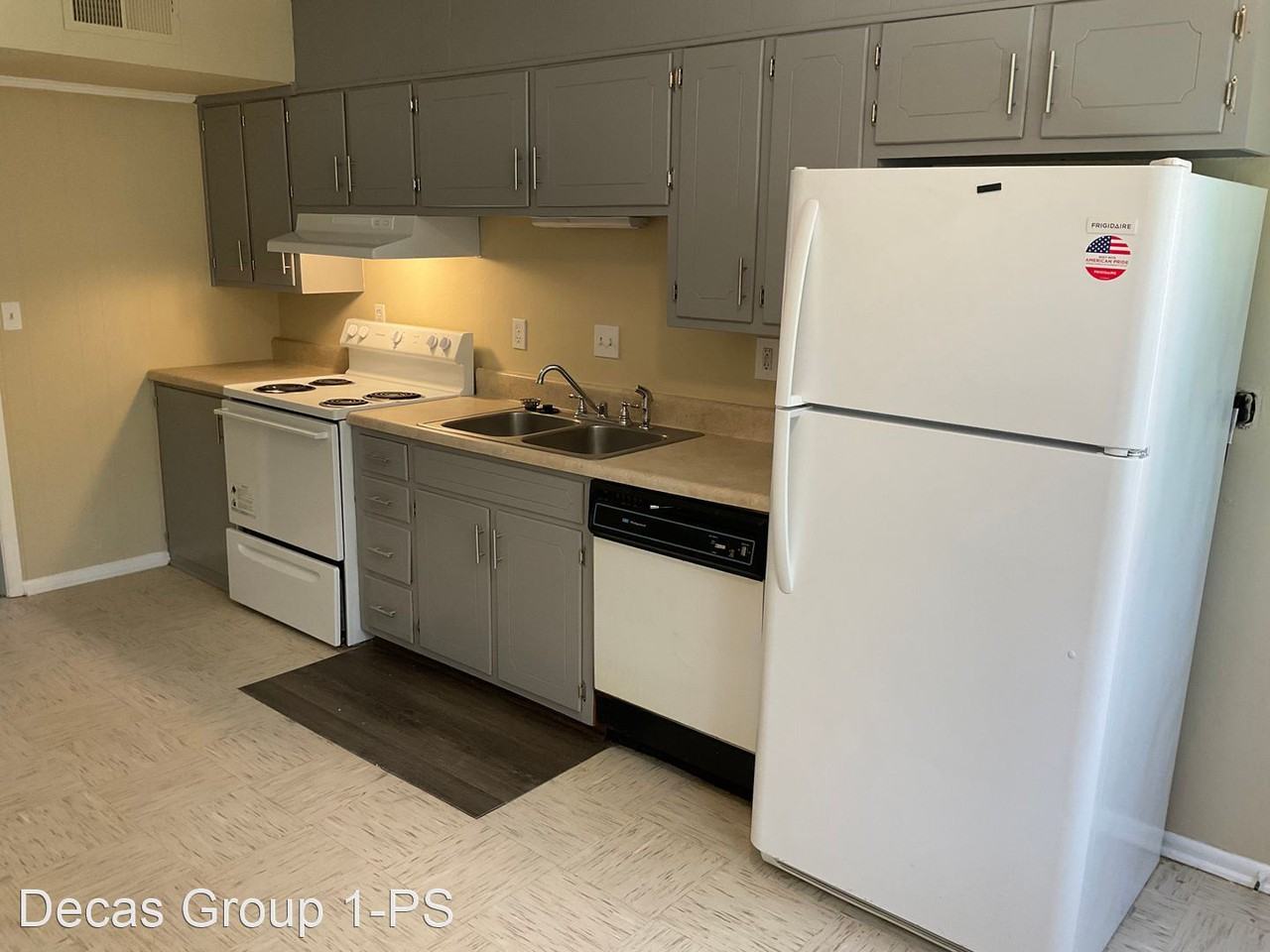 844 Old Trail Rd - Photo 3 of 14