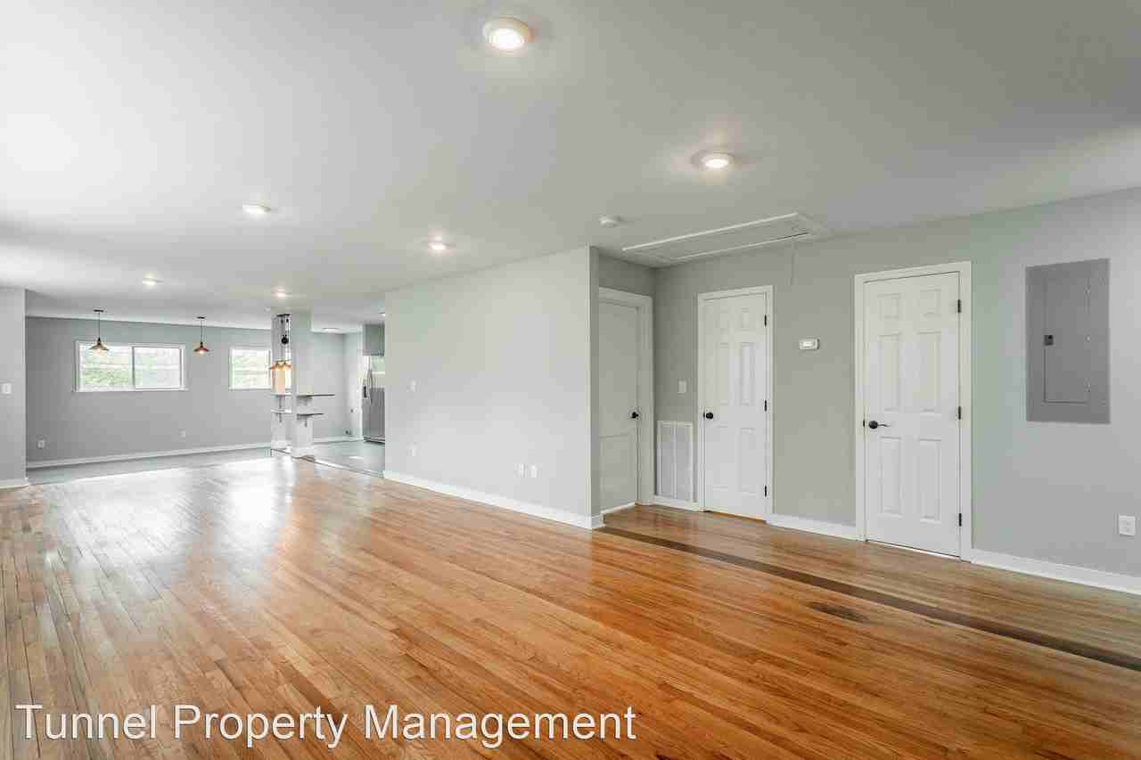 1022 Hibbler Cir - Photo 2 of 42