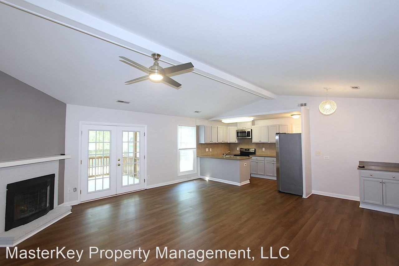 1610 Burnley Dr - Photo 3 of 20