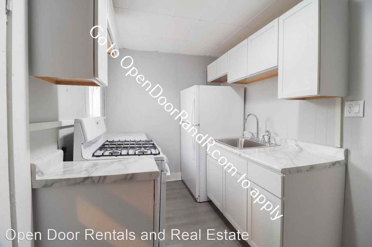 201 N Walnut St - Photo 2 of 8