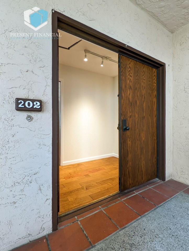 111 9th Ave #202 - Photo 3 of 20