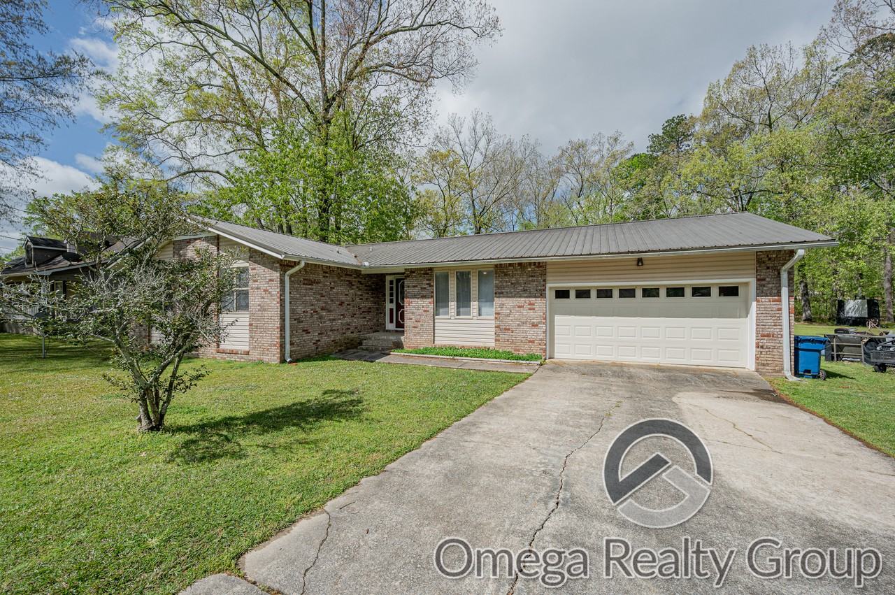 106 Seville Ln - Photo 2 of 32