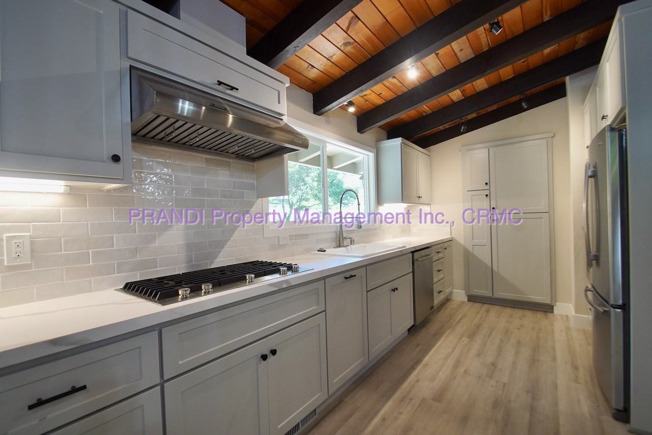 1 Fawn Ln - Photo 2 of 19