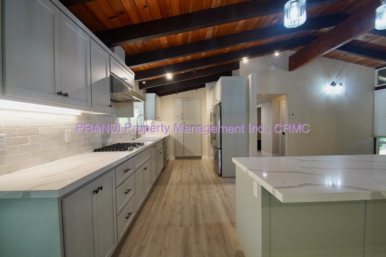 1 Fawn Ln - Photo 3 of 19