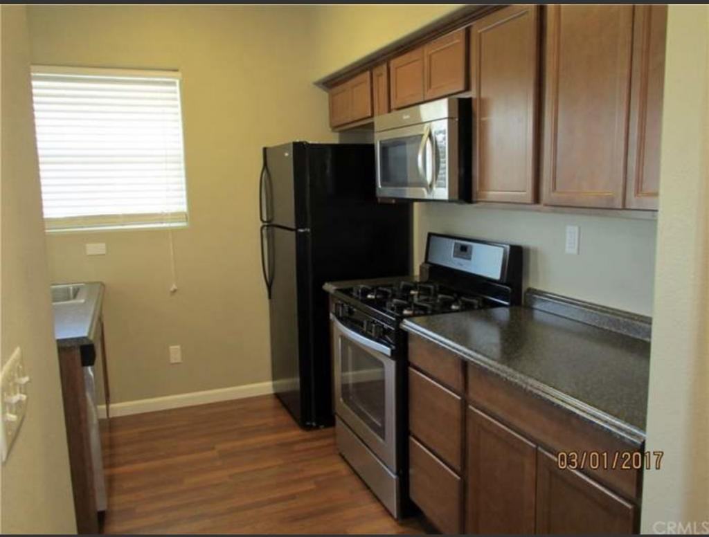 110 N Yolo St - Photo 2 of 5