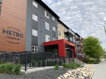 670 Hugo St S #15133654 - Photo 2 of 2