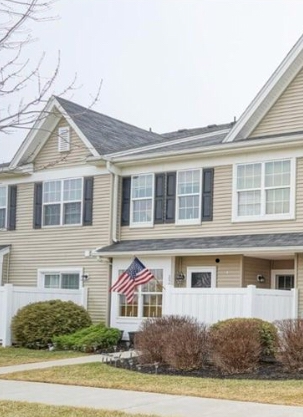 2503 Lexington Mews #2503 - Photo 2 of 23