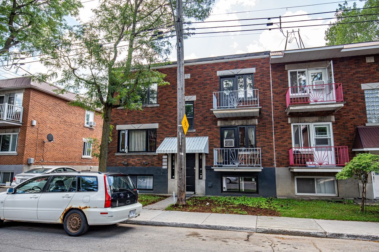 9122 Rue de Reims - Photo 2 of 3