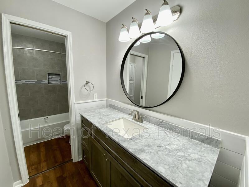 6824 Edmond Ave - Photo 6 of 14