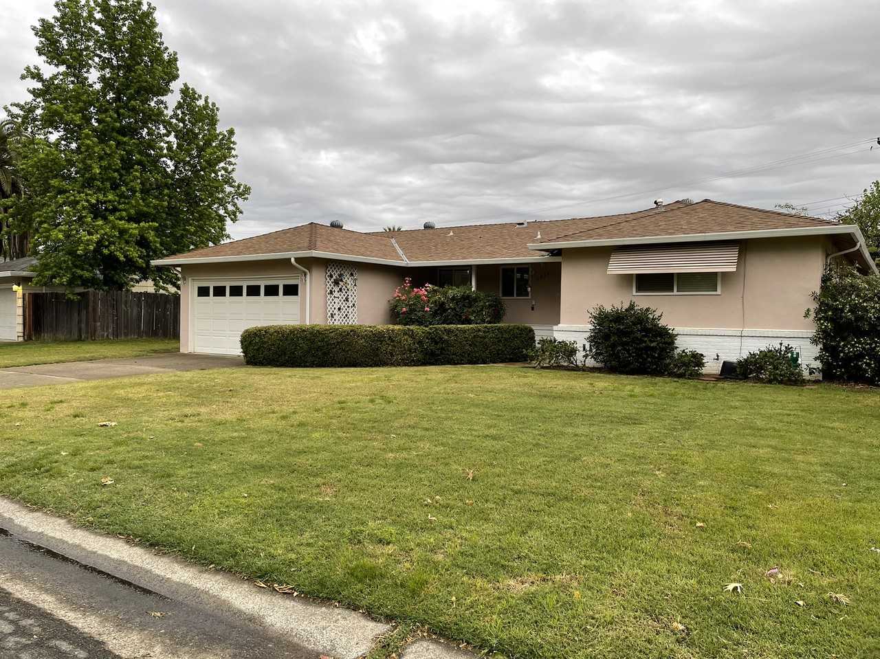 2535 Barbera Way - Photo 3 of 19