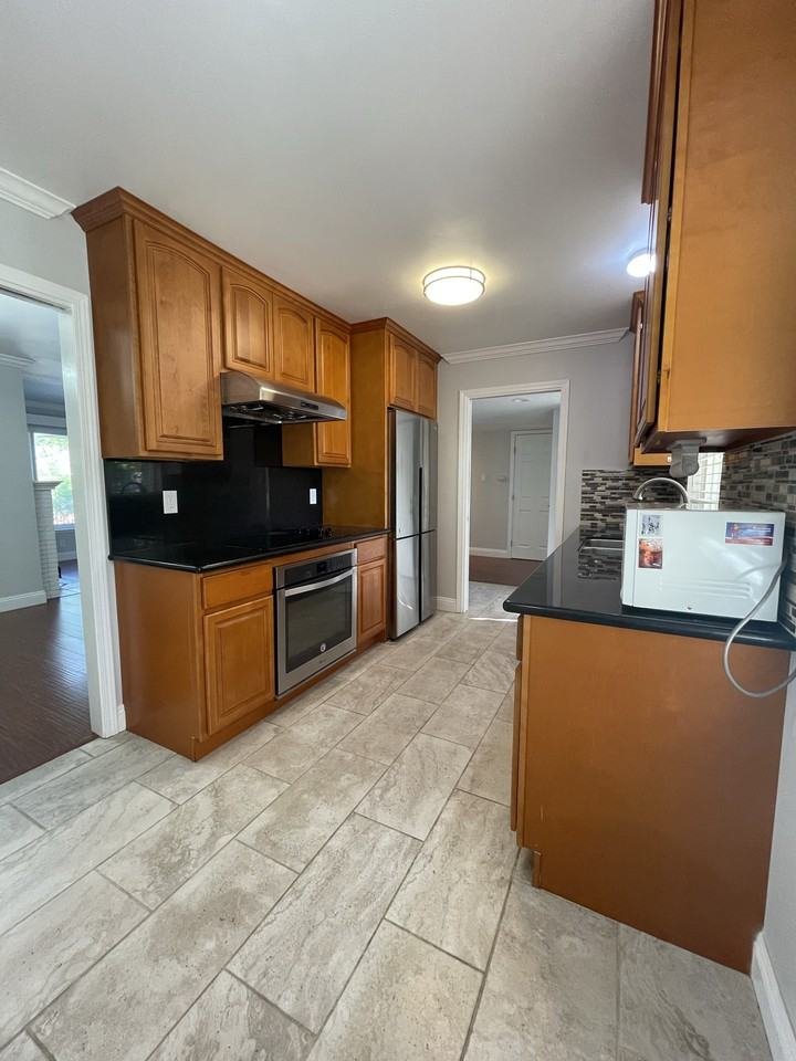 2535 Barbera Way - Photo 2 of 19