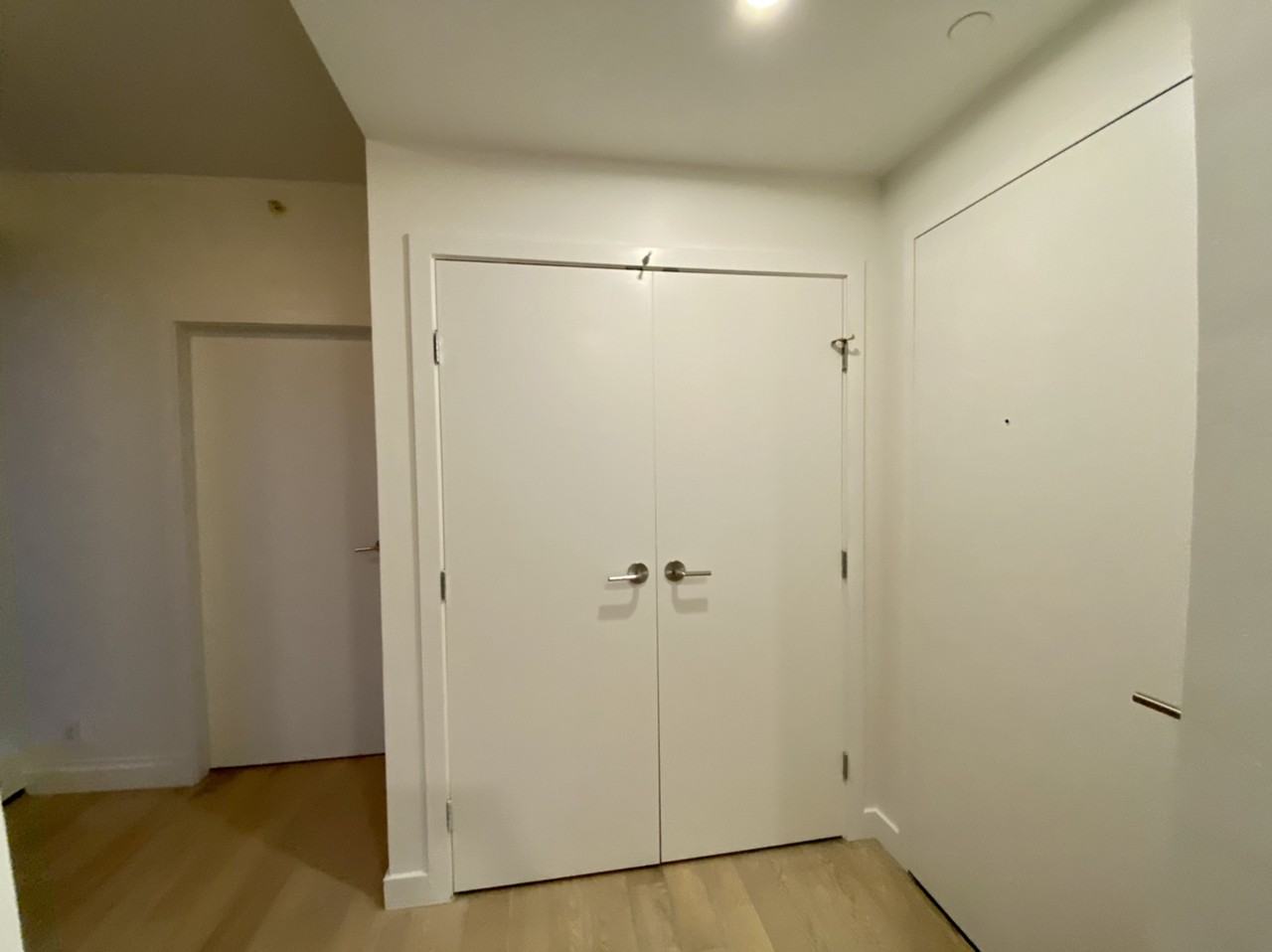 1480 Howe St #180* - Photo 5 of 7