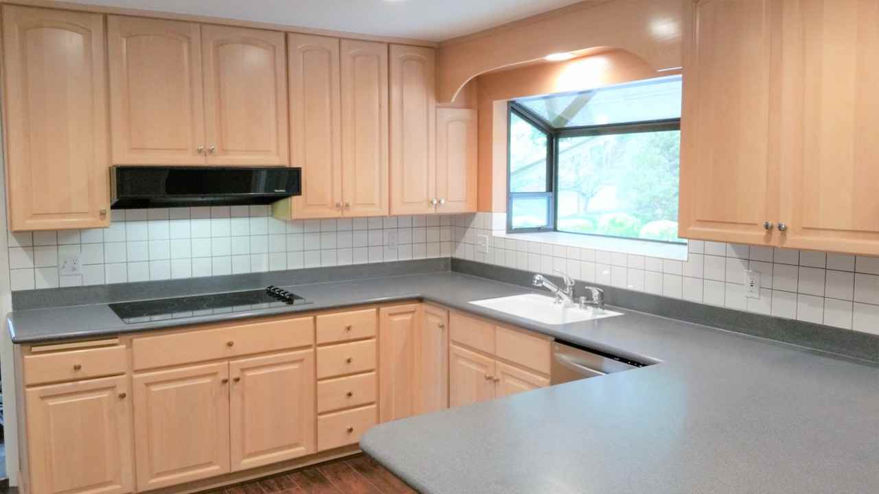 29 Thorndale Place - Photo 2 of 40