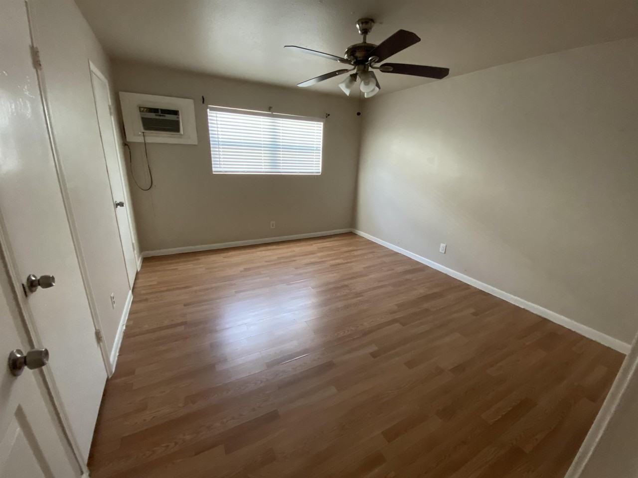 502 W Alabama - 15 #15 - Photo 4 of 18