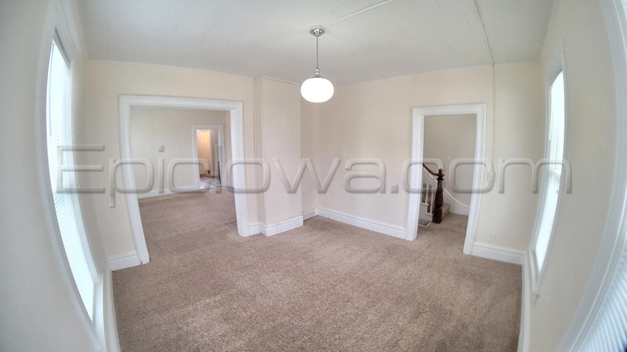 1001 C Ave Nw #1 - Photo 3 of 14
