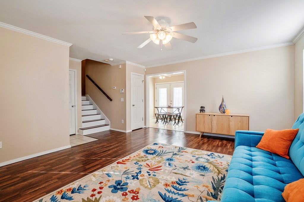 324 Belmont Dr #1 - Photo 3 of 12