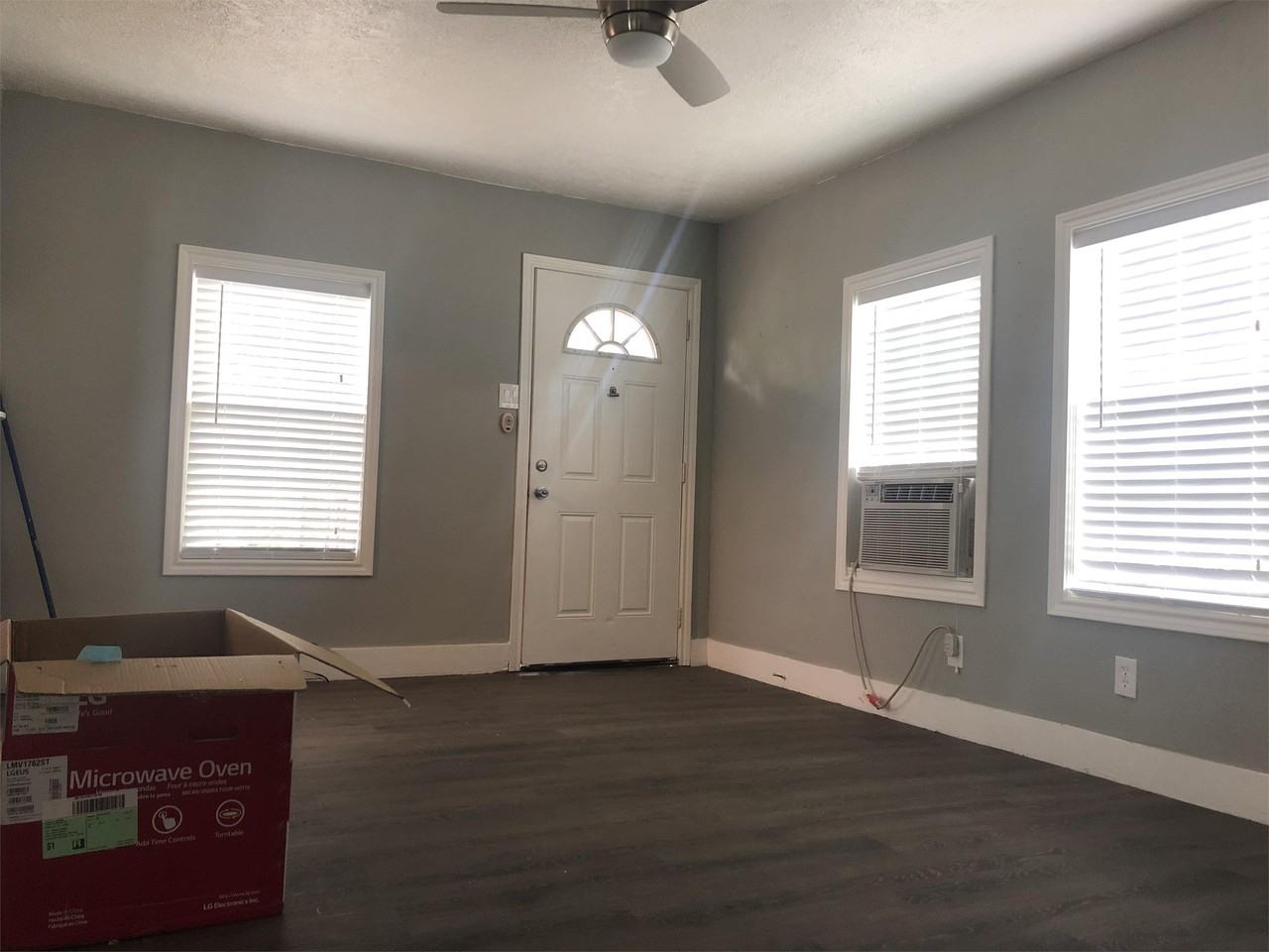 1708 Baker Ave - 1704 Garage #1704 - Photo 4 of 12