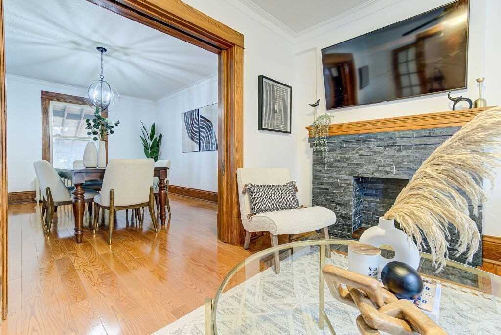 Clouston Avenue - Photo 5 of 36