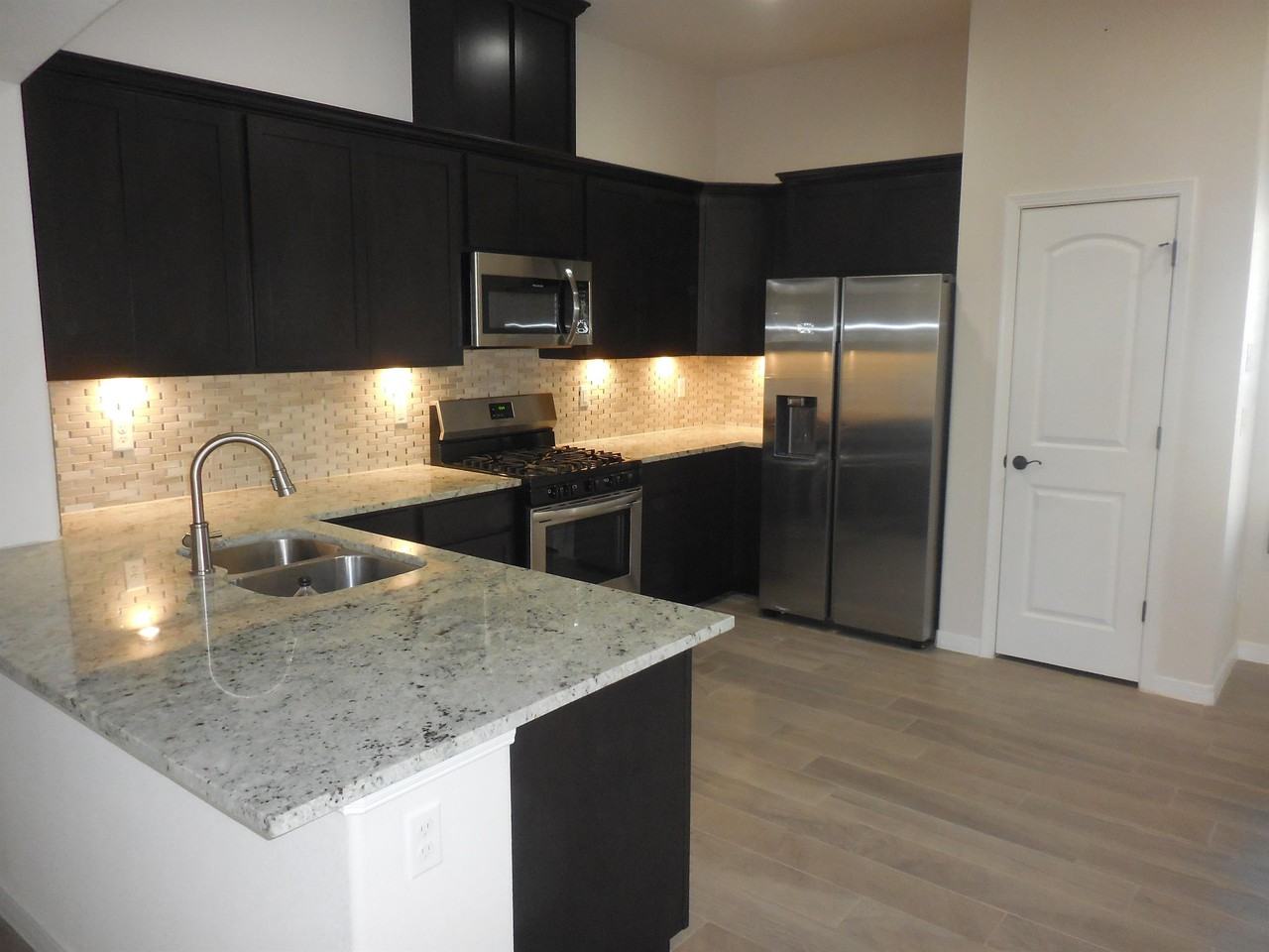 213 Epsom Dr #1 - Photo 6 of 35