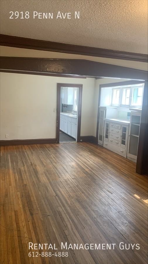 2918 Penn Ave N - Photo 2 of 7