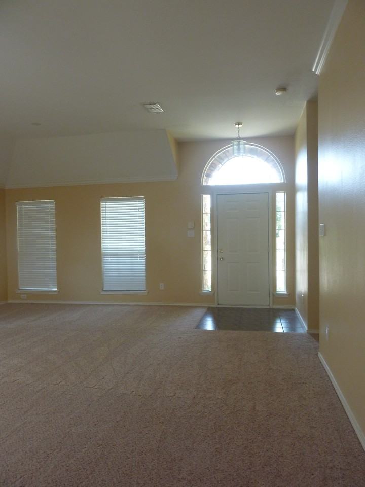 4013 Aldenham Dr - Photo 2 of 23
