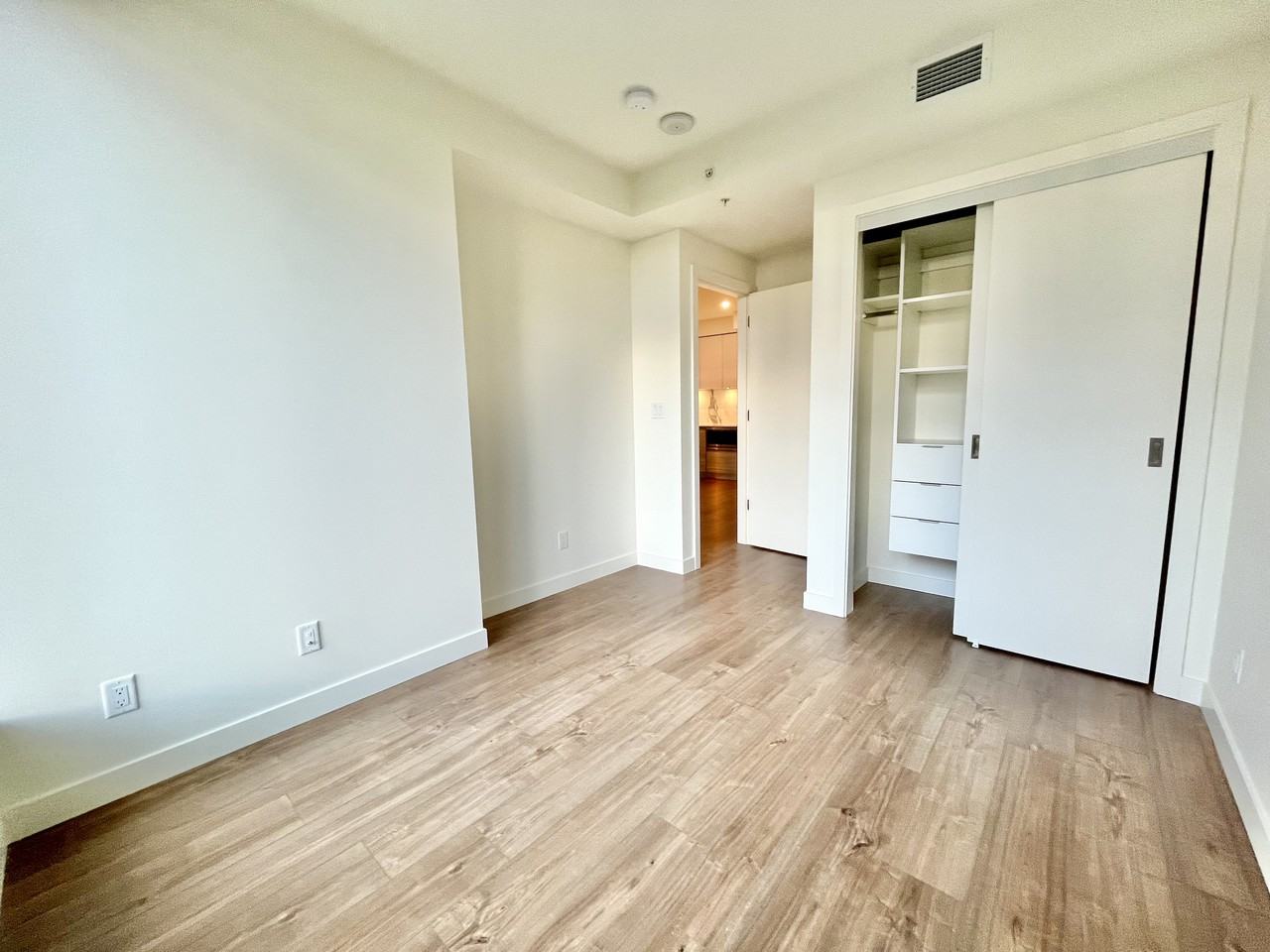 585 Austin Avenue #708 - Photo 7 of 17