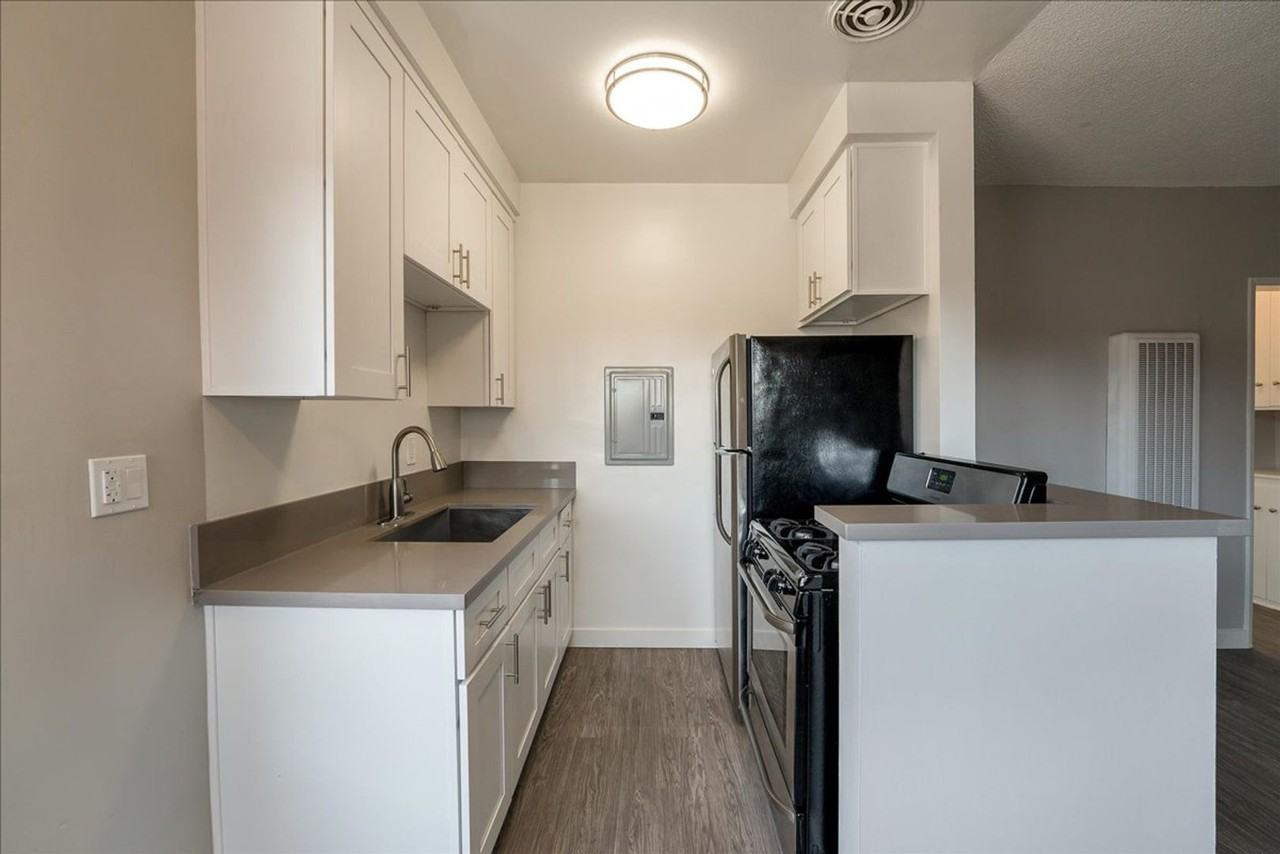 12770 Pacific Ave #09 - Photo 3 of 14