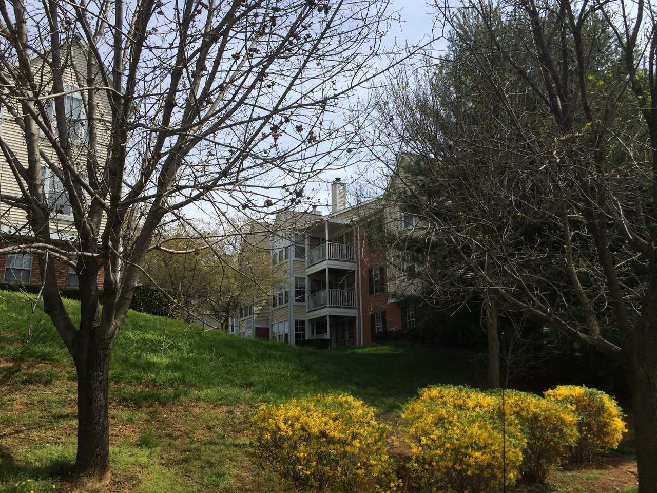 700 Southern Hills Dr - Photo 2 of 30