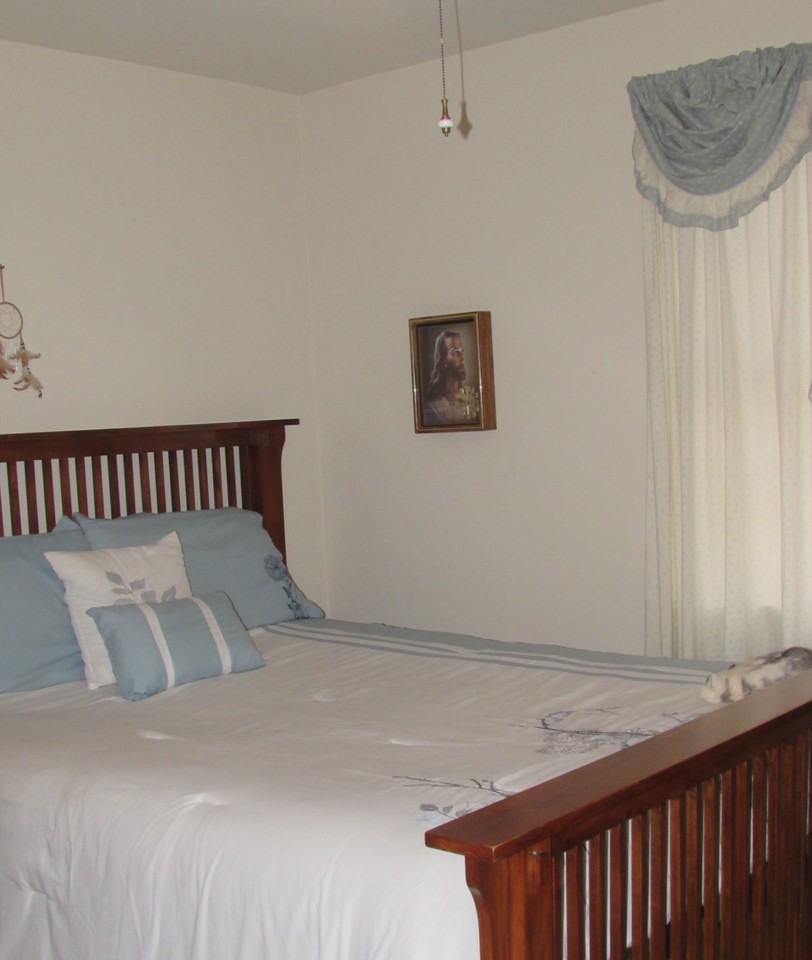 6513 Stuart Ave - Photo 2 of 6