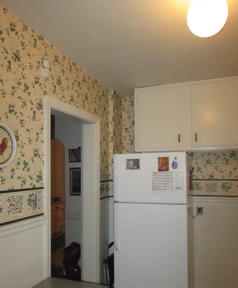 6513 Stuart Ave - Photo 3 of 6