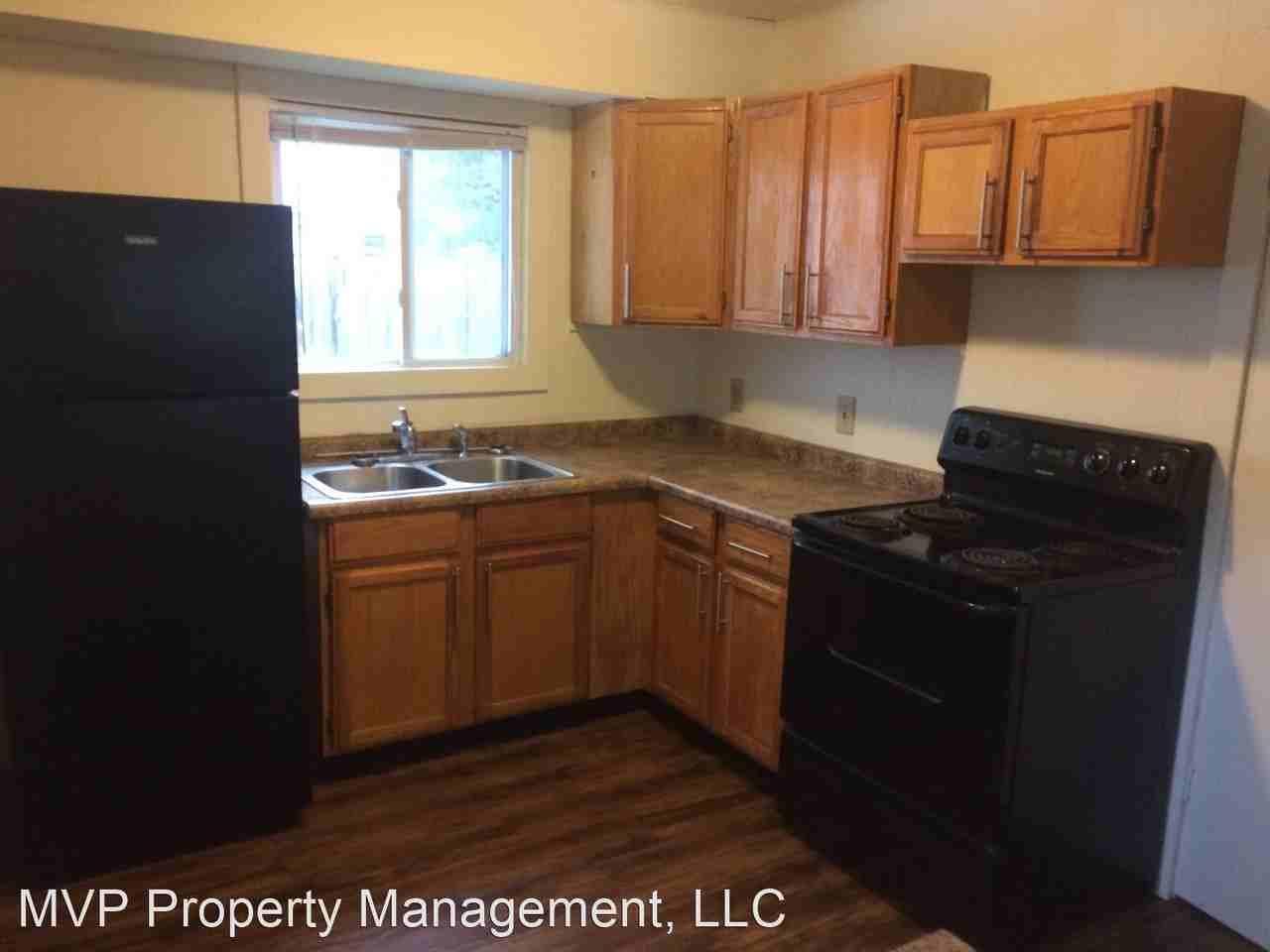 722/724 Lee Ct. - Photo 2 of 13