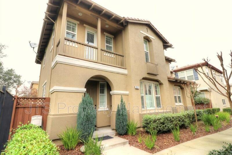 217 Barnhill Dr - Photo 6 of 50