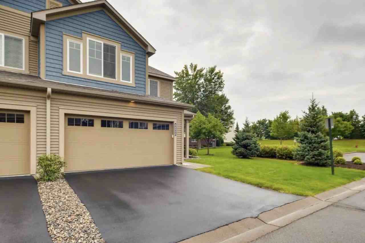 3424 125th Ln Ne - Photo 2 of 16