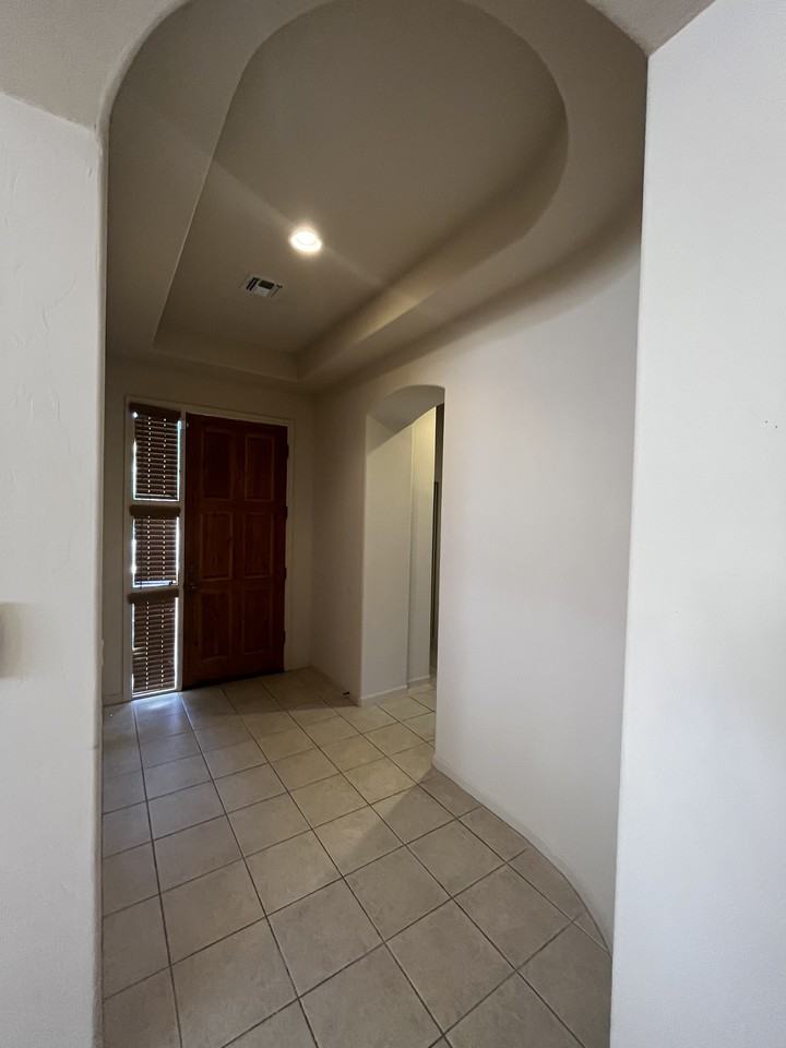 6005 N Campo Abierto - Photo 2 of 35