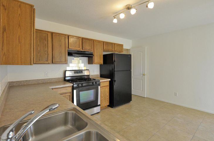 9903 E Rocky Vista Dr - Photo 5 of 23