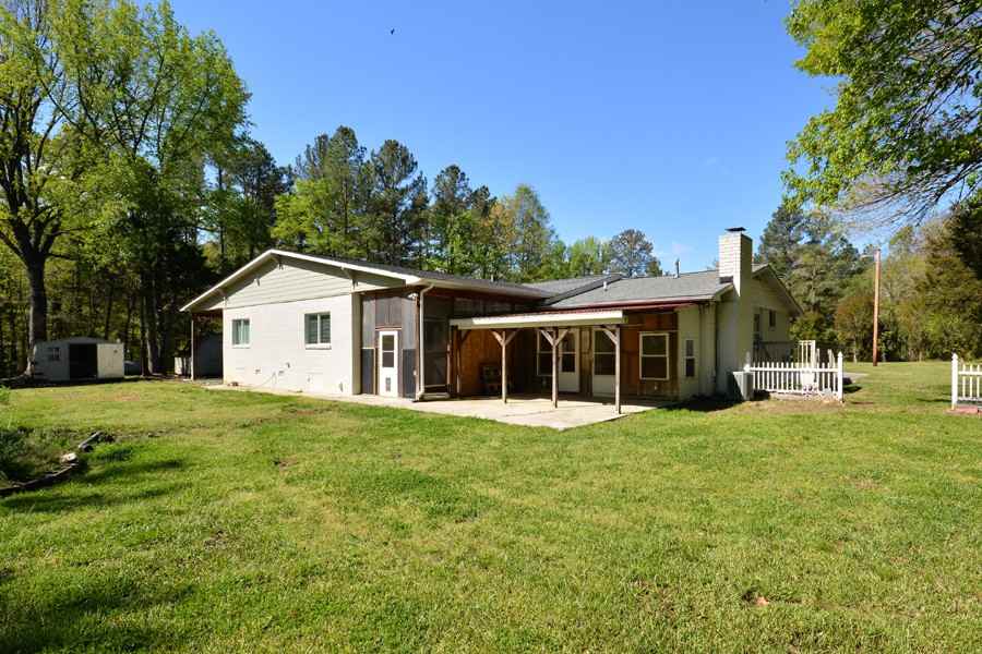 2903 Neville Rd - Photo 2 of 24