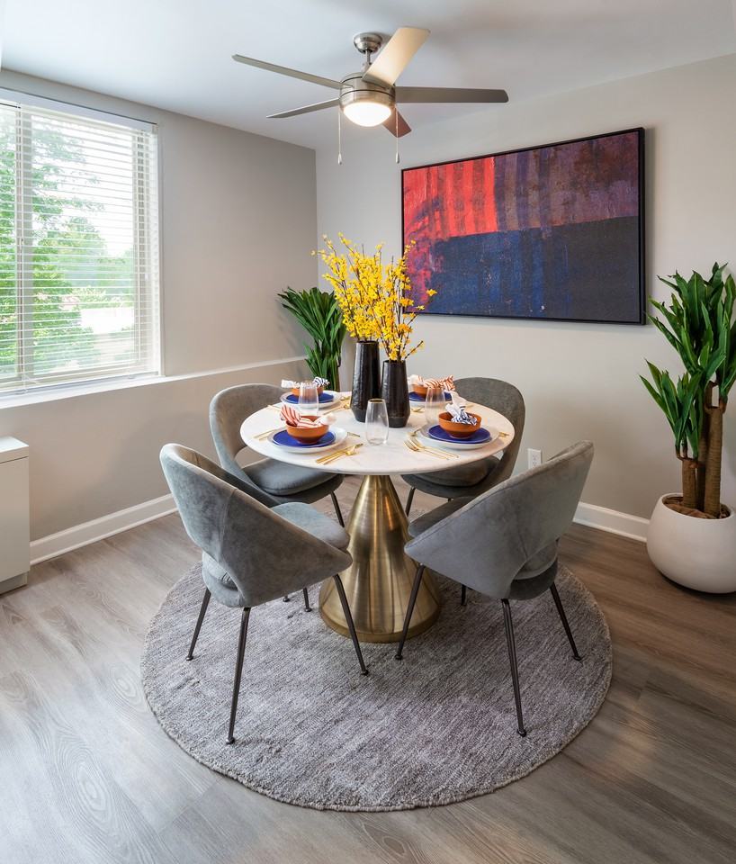 Dominion Plaza - Photo 4 of 20