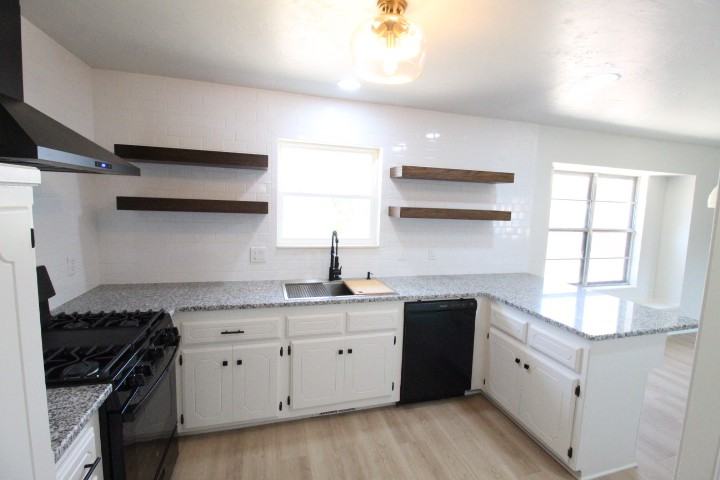 5613 Northwest 115th Street - Photo 7 of 20