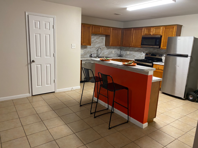 23310 High Point St - Photo 2 of 10