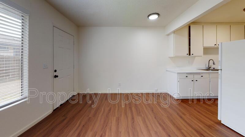 4164 Main St - Photo 2 of 6